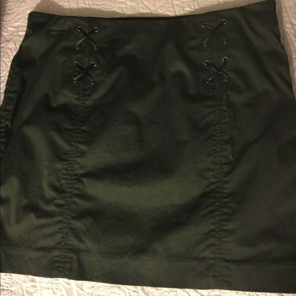 Ted Baker Sz 3 Black mini skirt lace up detail - Picture 4 of 7